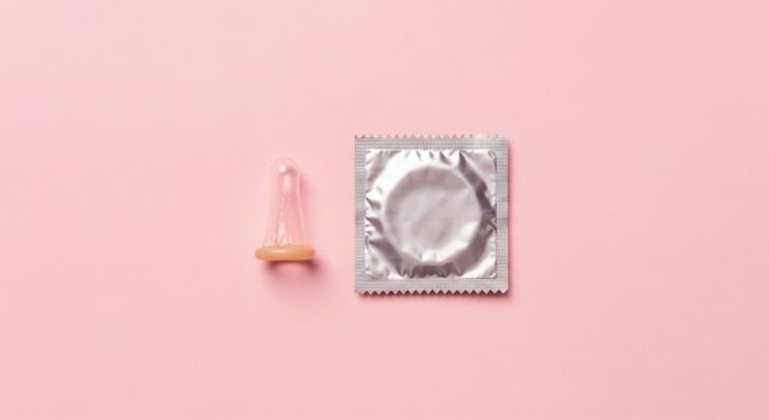 指用コンドームと普通のコンドームの違い