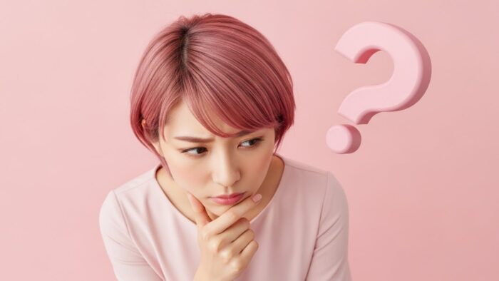 円盤・基盤について考える女性